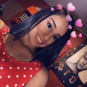 Meet your Posher, Christal